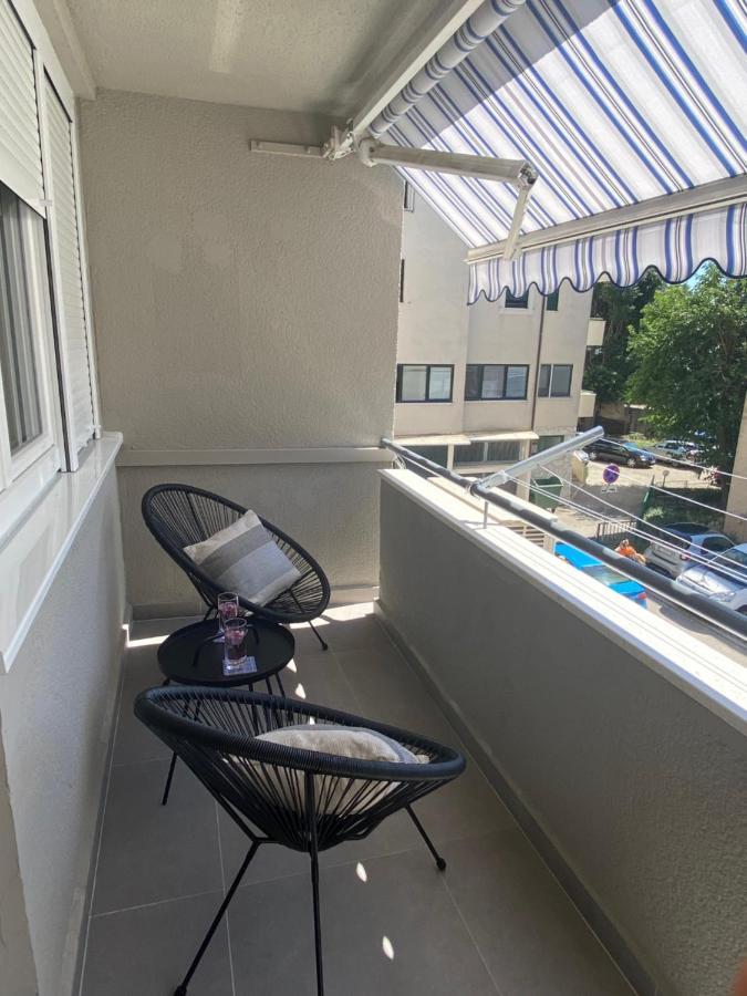 Center Of Makarska Apartment Bagian luar foto