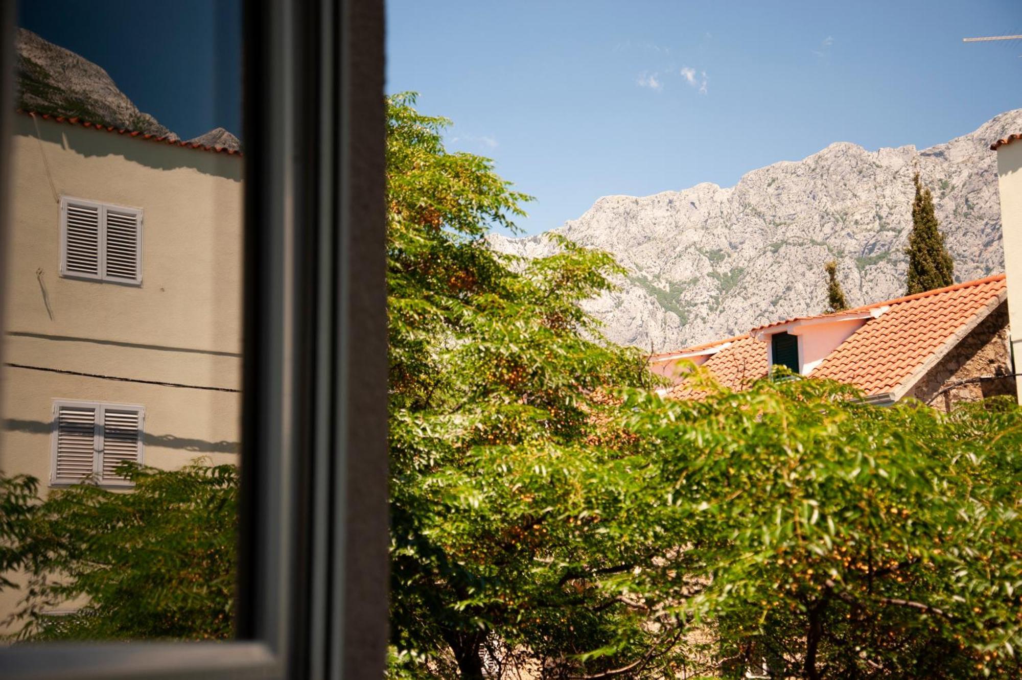 Center Of Makarska Apartment Bagian luar foto